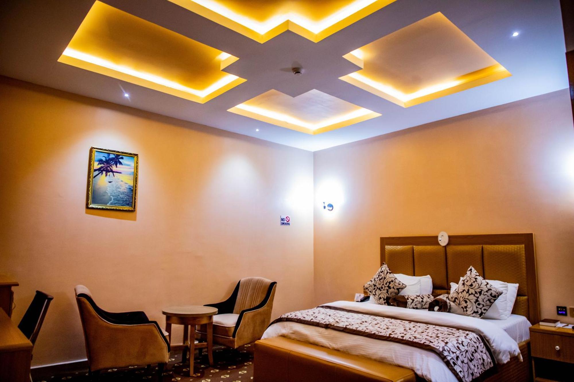 Villa Hilton Hotels Uyo Exteriér fotografie