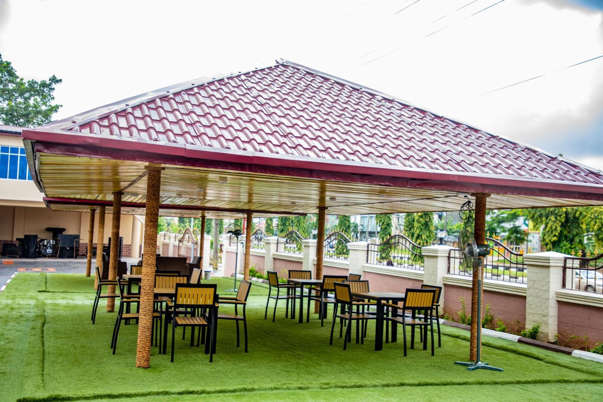 Villa Hilton Hotels Uyo Exteriér fotografie